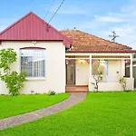 Sydney Croydon 4Bed House Cls Burwood And Ashfield