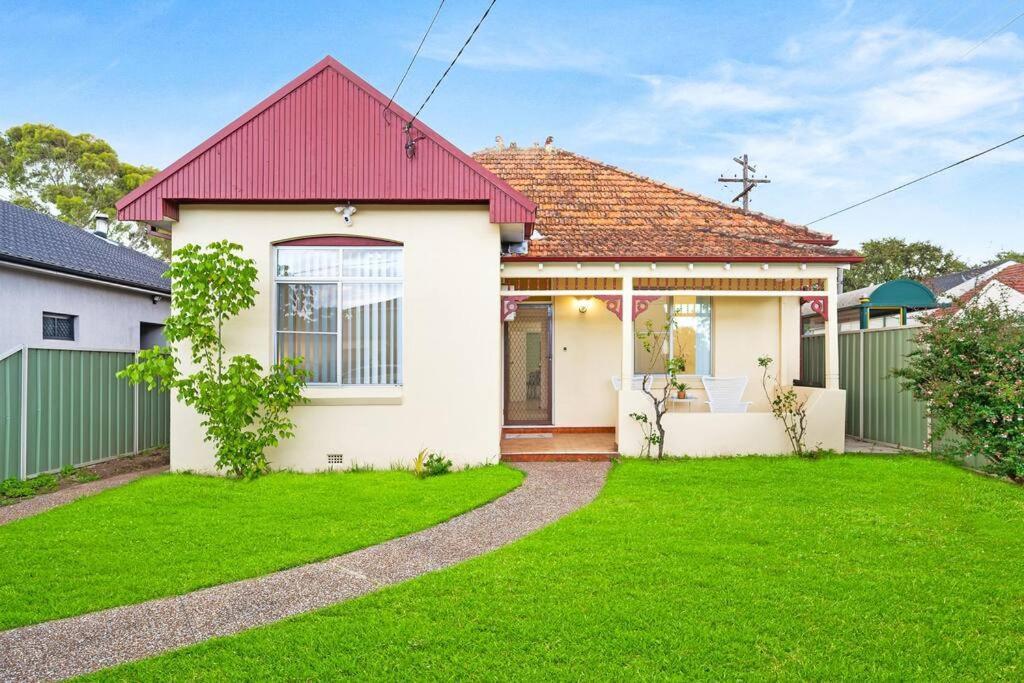 Croydon 4bed House Cls Burwood And Ashfield *