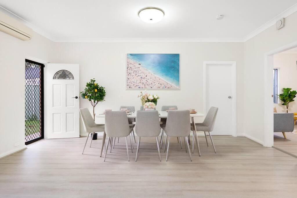 Croydon 4bed House Cls Burwood And Ashfield Sydney